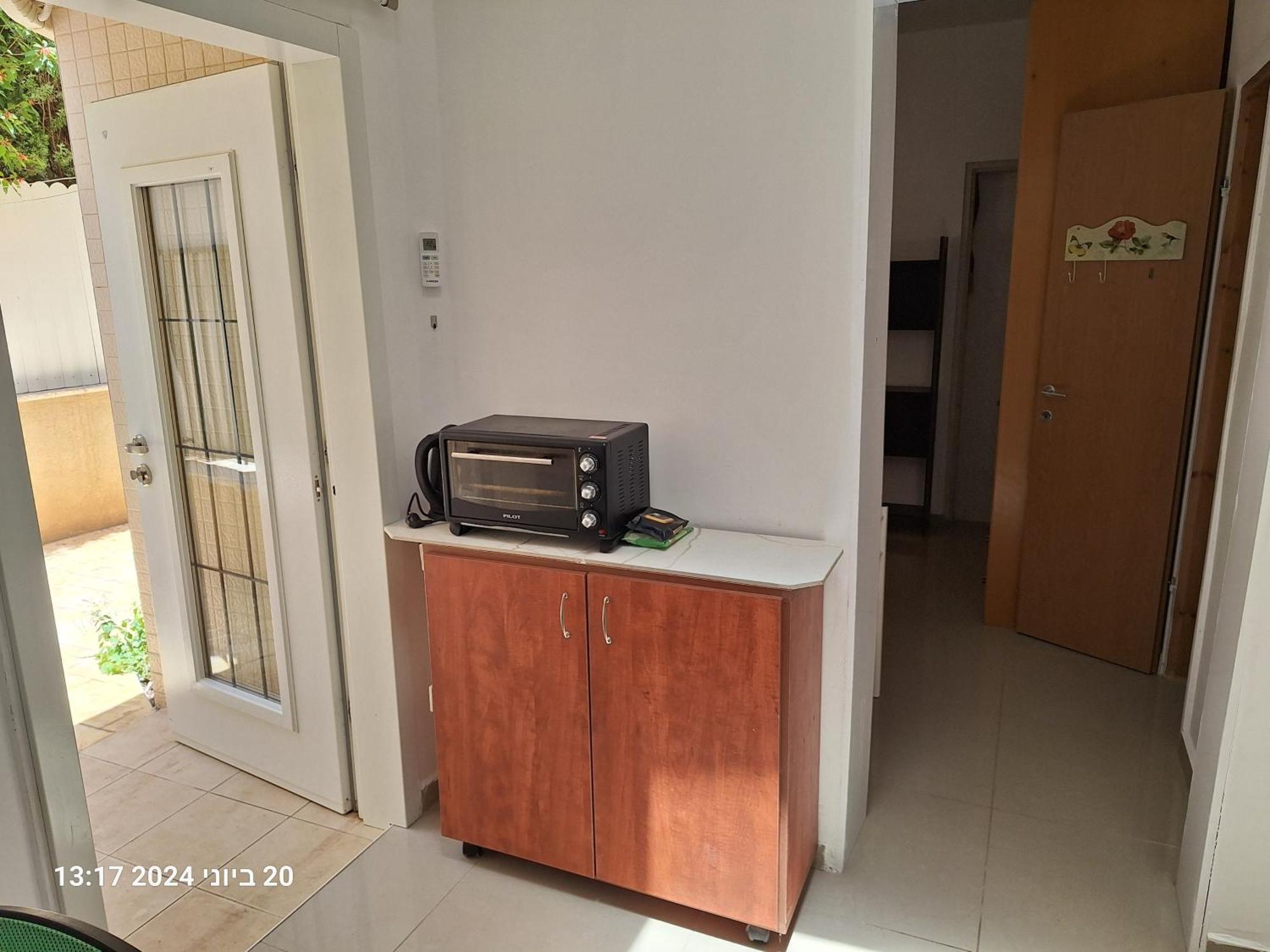 הבית הירוק Hotel Karmiel Exterior photo